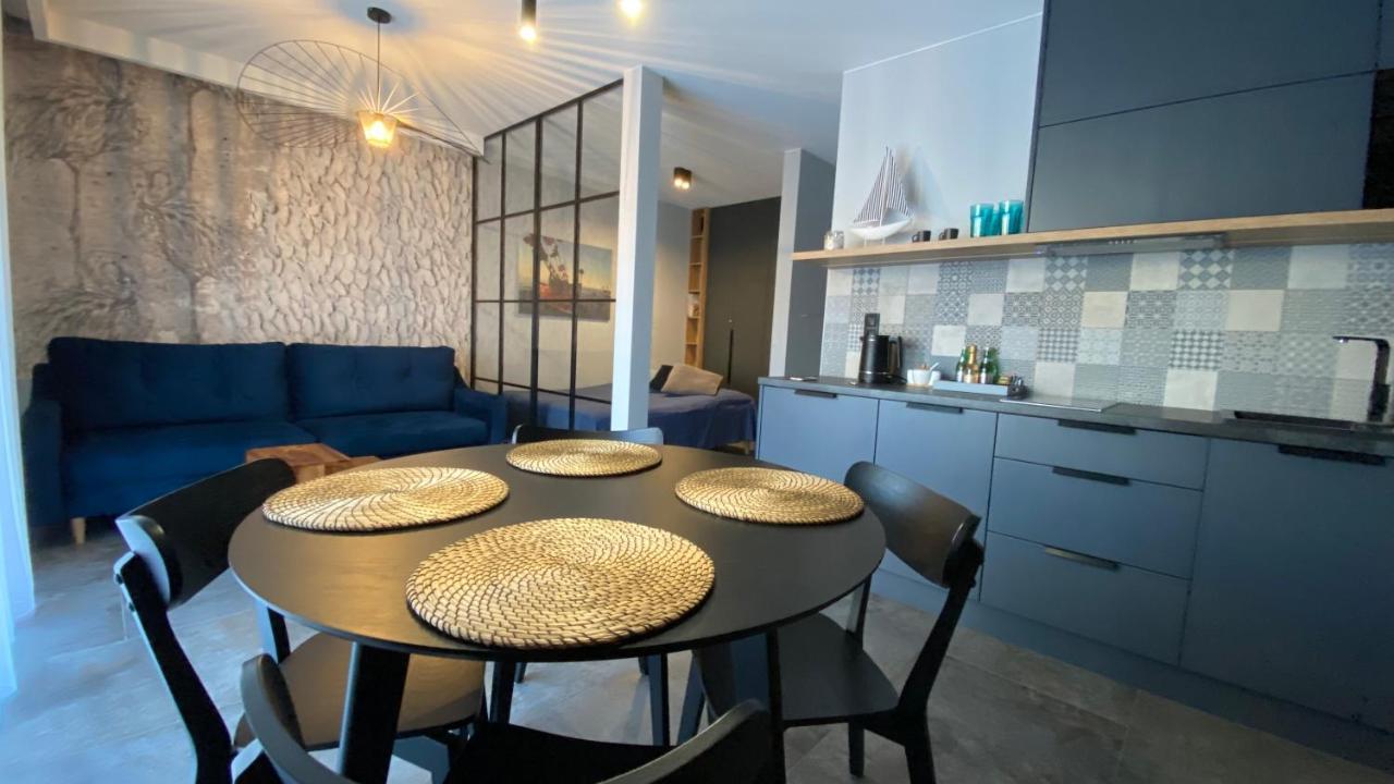 Apartament Magma Z Basenem Morska Klifowa Реваль Екстер'єр фото